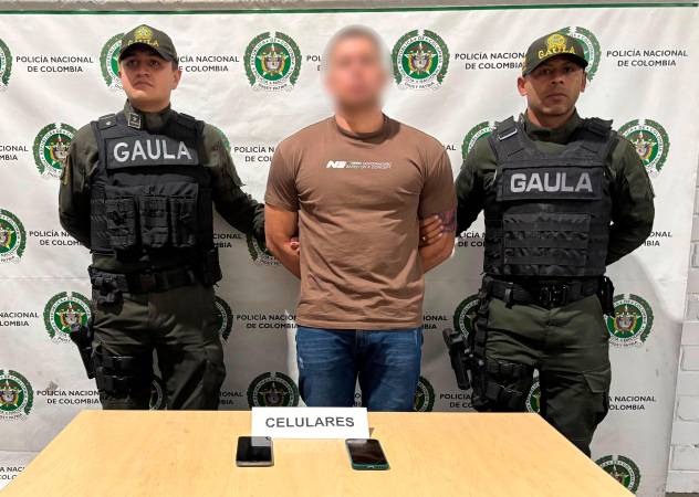 Así presentaron la captura de alias Pecas. /FOTO: POLICÍA NACIONAL