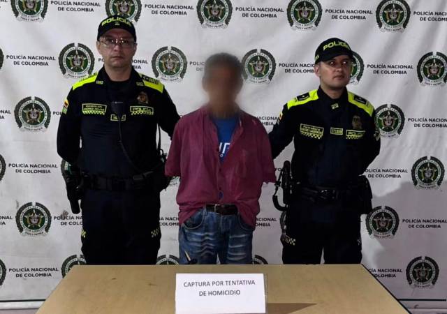 El presunto agresor tras ser capturado por la Policía. /FOTO: POLICÍA NACIONAL