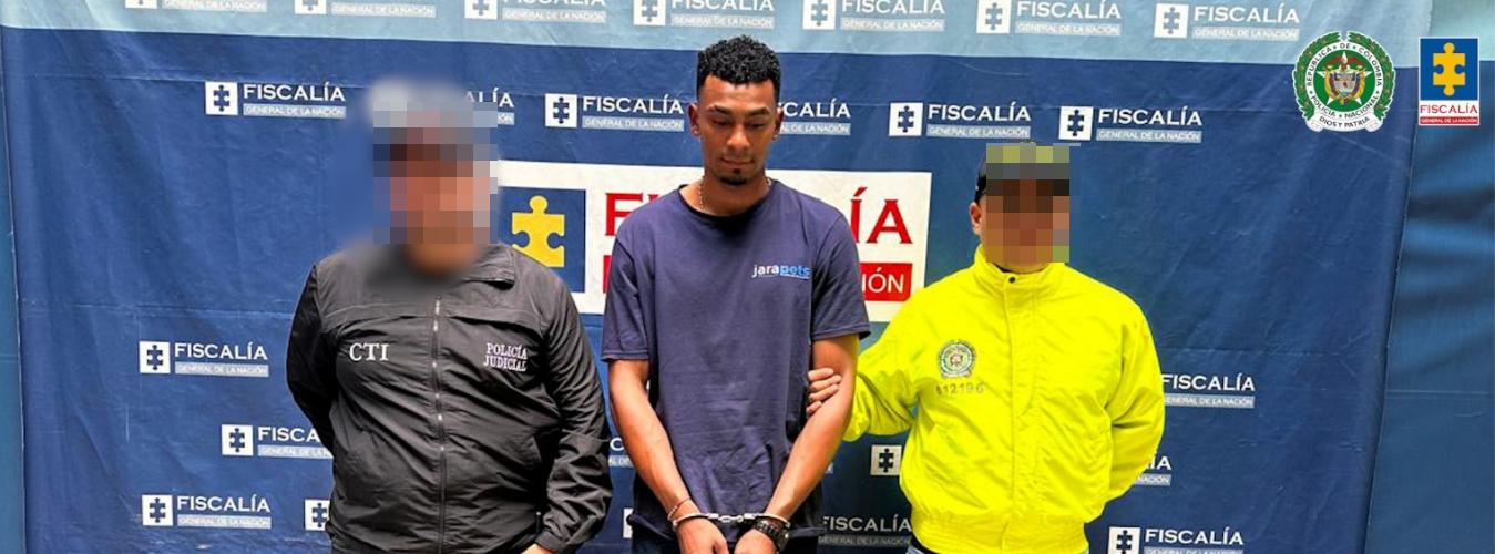 Capturado por ser el presunto responsable del homicidio de un estilista en la comuna 13. FOTO: CORTESÍA FISCALÍA