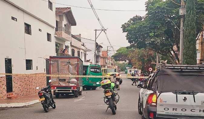 Acordonaron el lugar del accidente. /FOTO: CORTESÍA 