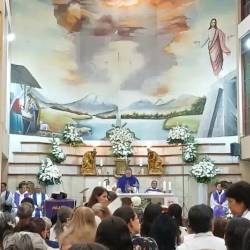 Celebración de la eucaristía por el eterno descanso del párroco Patricio Alfredo Sánchez Molinari. FOTO: IG ARQUIDIOCESISGYE