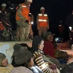El presidente de Perú indicó que el Gobierno respondió con rapidez y envió ayuda humanitaria y asistencia urgente a las familias damnificadas. FOTO: MINISTRO DE DEFENSA DE PERÚ - AFP