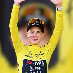 El ciclista danés Jonas Vingegaard se quedó con la primera etapa del Tour de Francia 2026. FOTO: TOMADA DE ESPN CICLISMO