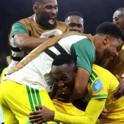 Jugadores sudafricanos celebrando su victoria. FOTO: INSTAGRAM SOUTH AFRICAN FOOTBALL ASSOCIATION