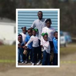 El atacante huyó en un carro robado y fue alcanzado y abatido por la policía en un barrio vecino. FOTOS: X @EUROPOSTAGENCY Y @WESTPORT60