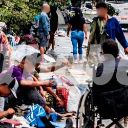 Dar limosna a quienes habitan la calle, dicen las autoridades, fomenta que decidan seguir en estos espacios de ciudad. FOTO: JULIO CÉSAR HERRERA