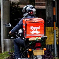 Trabajador de Rappi en Medellín. FOTO: ARCHIVO