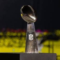 El Trofeo del Super Bowl, Vince Lombardi Trophy. FOTO: GETTY IMAGES 