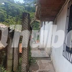 El crimen ocurrió en esta callejón de Itagüí. FOTO: ALEJANDRA MORALES