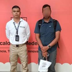 Peruano inadmitido en Rionegro. FOTO: MIGRACIÓN COLOMBIA 