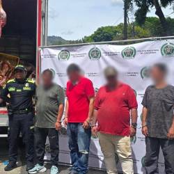 La carne fue dejada a disposición de las autoridades competentes para su disposición. FOTO: CORTESÍA SECRETARÍA DE SEGURIDAD DE MEDELLÍN