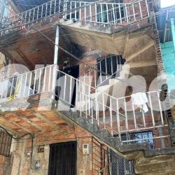 En el segundo piso de este edificio fue donde encontraron a la mujer. FOTO: ALEJANDRA MORALES