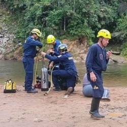 Los organismos de socorro y las autoridades recomendaron a la comunidad extremar precauciones en los cuerpos de agua. FOTO: FACEBOOK CUERPO DE BOMBEROS SAN RAFAEL