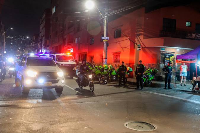 EN VIDEO: Con megaoperativo las autoridades cerraron 13 negocios en Bello