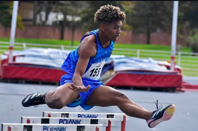 Héctor Barrios se formó en los clubes deportivos de las comercializadoras bananeras, exactamente en el Club de la Fundación de Banacol.