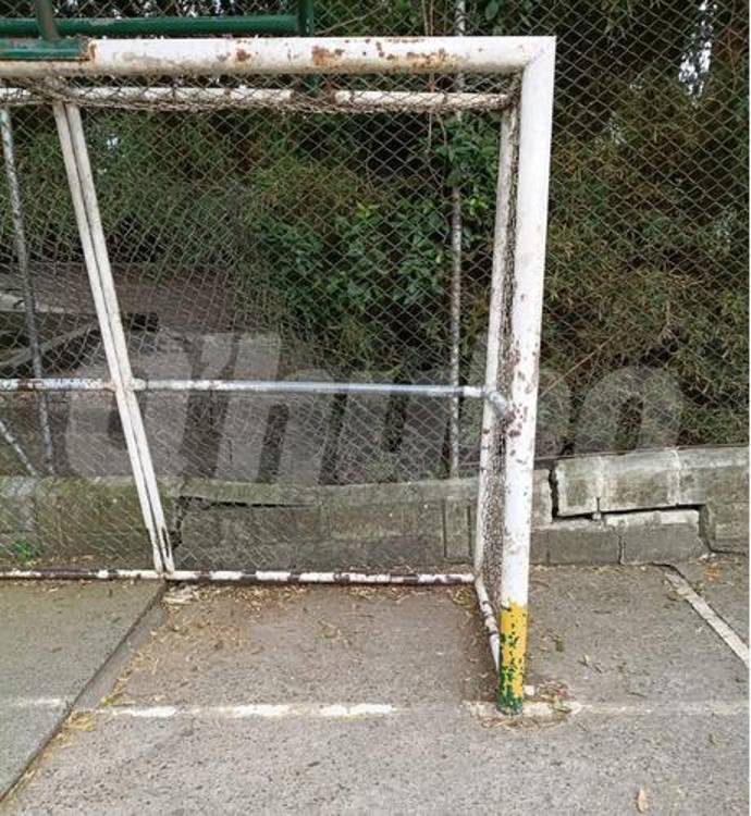 Así está la cancha del colegio. FOTO: CORTESÍA