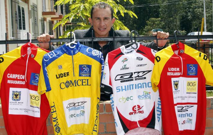 El ciclista Marlon Pérez en su residencia en el municipio de la Ceja. FOTO: JAIME PÉREZ MUNÉVAR