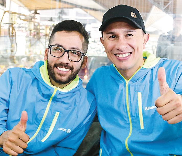 Javier Serna (izquierda) y Marlon Pérez (derecha), compitieron juntos en para ciclismo. / FOTO: COLPRENSA