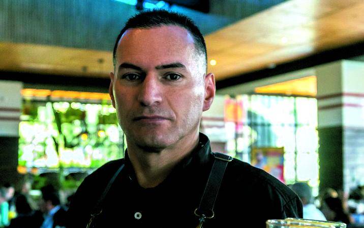 46 años tiene John, quien es hijo de Gloria y Gildardo. FOTO: CAMILO SUÁREZ