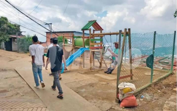 Este es el parque del sector donde ocurieron los hechos y donde habría estado jugando el menor con sus hermanos. FOTO: LAURA ROSA JIMÉNEZ VALENCIA