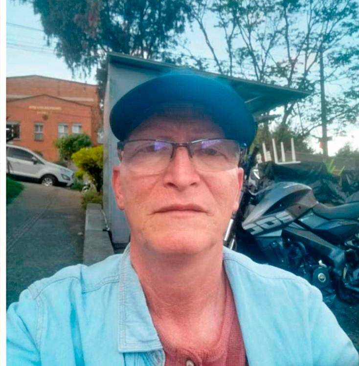 Julio César Muñoz, ganador del segundo puesto de la novena edición de ‘Echame un cuento’. / FOTO: CORTESÍA.