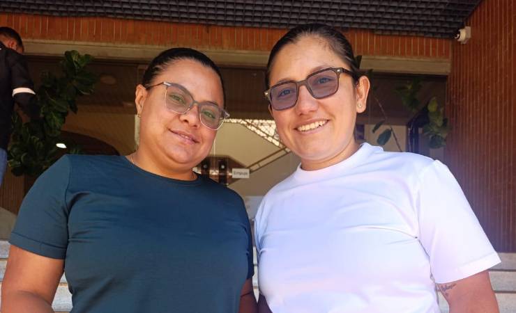 Luisa Viana y Estefany Baquero son las dueñas de la receta ganadora de la mejor empanada. FOTO: CORTESÍA