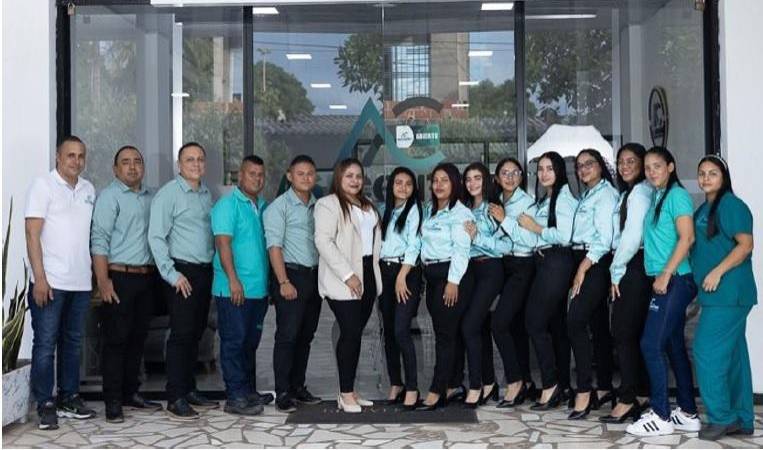 Equipo de trabajo de Asecontry Servicios y Soluciones. FOTO: CORTESÍA