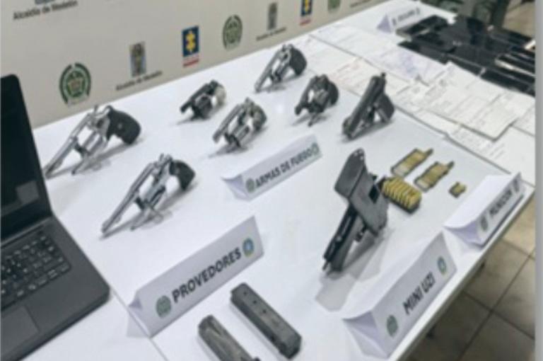 Ubican ‘Oficina Premium’ de sicarios con cuarto de santería