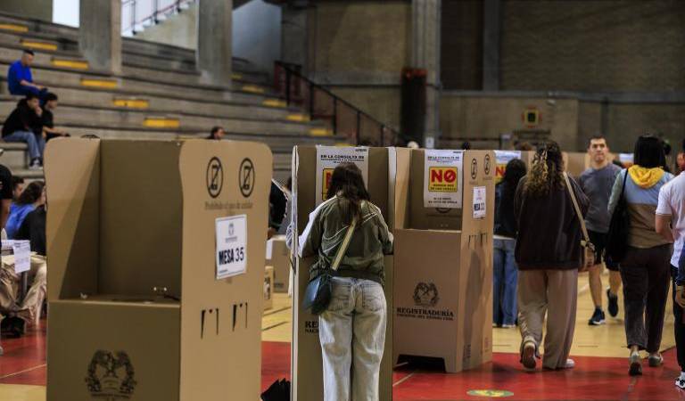 Cubículos de votación. FOTO: CAMILO SUÁREZ