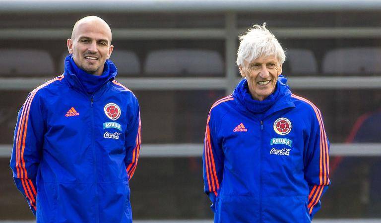 Entrenamiento de la Selección Colombia, en Kazán, Rusia, previo al partido de debut en la Copa Mundo frente a Japón. Esteban Cambiasso y José Néstor Pékerman. FOTO: JUAN ANTONIO SÁNCHEZ