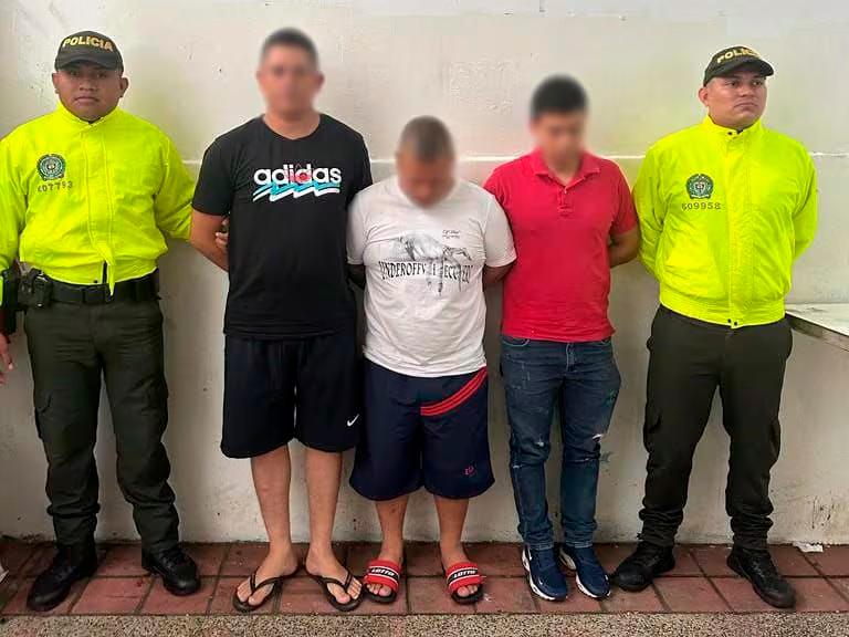 Dos de los detenidos, entre ellos, el cantante fueron pedidos en extradición. /FOTO: POLICÍA NACIONAL