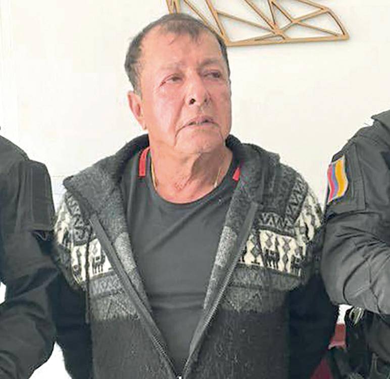 Le echaron mano al hijo del Alacrán en Ecuador