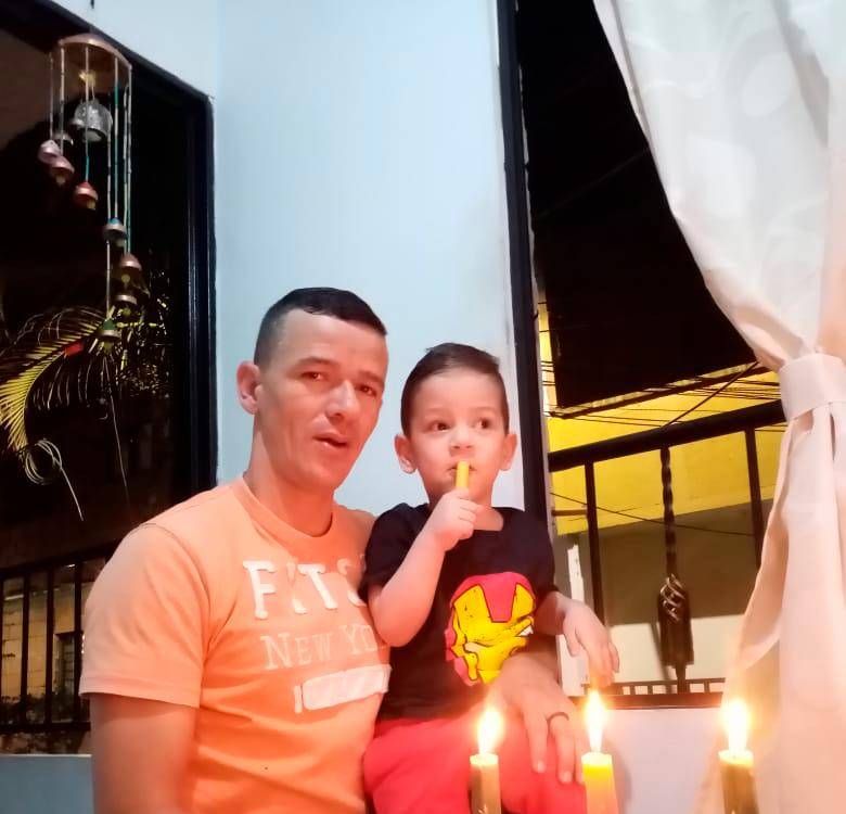 Raúl Chavarría Olaya, el padre de Emiliano trabajó durante tres años como utilero de las fuerzas básicas de Envigado FC. /FOTO: CORTESÍA