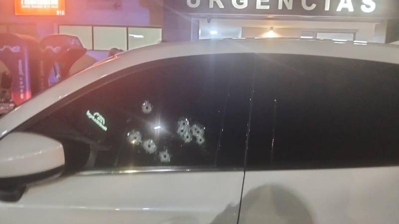 Así quedó el carro de la víctima tras el ataque. / FOTO: ALCALDÍA DE ITAGÜÍ