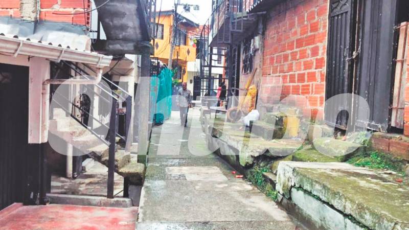 Por este callejón escapó el señalado asesino que es buscado por la Policía Metropolitana. /FOTOS: LAURA ROSA JIMÉNEZ VALENCIA