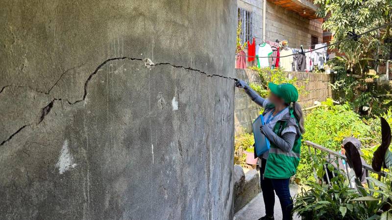 Además de la infracción urbanística, este tipo de construcciones trae riesgos para la vida de los habitantes. FOTO: ALCALDÍA DE MEDELLÍN