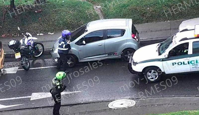 El carro fue ubicado en Robledo. <b><span class=mln_small-caps_mln>/FOTO: CORTESÍA</span></b>