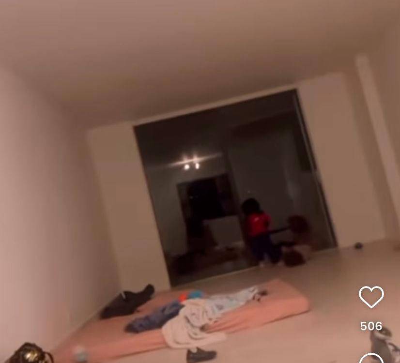 Esta es la habitación donde vive Marilyn Patiño en Miami. /FOTO: CAPTURA DE PANTALLA