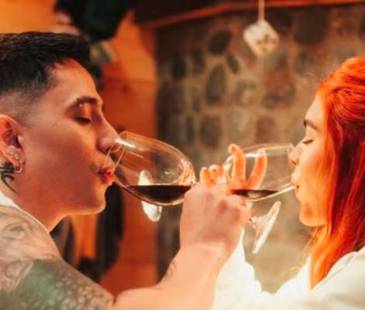 En abril del año pasado se mostraron como una pareja en redes sociales y en público. FOTOS: INSTAGRAM @andyrivera