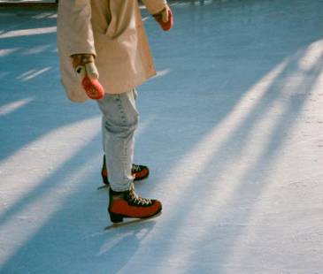 Por dos días estará gratuita esta pista de hielo. FOTO: CANVA