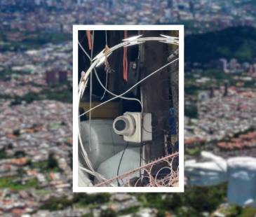 Por medio de estas cámaras en la comuna 6 (Doce de Octubre) tendrían control sobre los habitantes. Se habla de presuntas extorsiones y amenazas. FOTOS: MANUEL SALDARRIAGA Y CAPTURA DE PANTALLA (DETALLE).