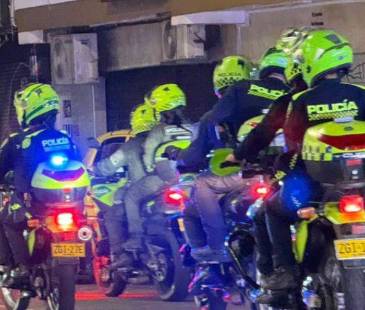 En el operativo se ordenó el cierre temporal de un motel por falta de documentación. FOTO: ALCALDÍA DE MEDELLÍN