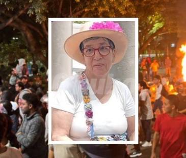 Doña Gloria fue arrollada por una moto que circulaba a gran velocidad por el parque de La Milagrosa. FOTOS: CORTESÍA