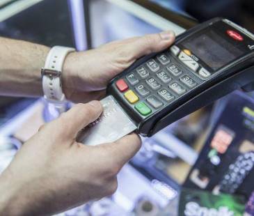 Se espera que mejore el flujo de caja de los comercios. FOTO: EDWIN BUSTAMANTE - ARCHIVO