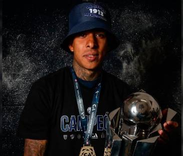 Sebastián Villa, futbolista antioqueño. <b><span class="mln_small-caps_mln">/FOTO: INSTAGRAM @csir.oficial</span></b>