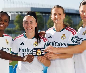 De izq. a der.: Linda Caicedo, Athenea del Castillo, Sandie Tolettiy Signe Kallesøe Bruun FOTO: REAL MADRID C.F. 