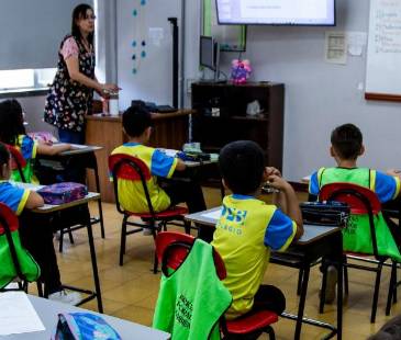 Referencia estudiantes recibiendo clases. FOTO: JULIO HERRERA