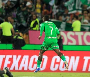 Gol de Marlos Moreno que selló el 2-0 y victoria de Atlético Nacional vs. Bucaramanga. FOTO: CAMILO SUÁREZ