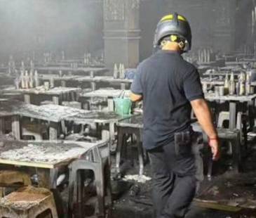 En la discoteca había 200 personas al momento del incendio. FOTO: TOMADA DE X @npblent