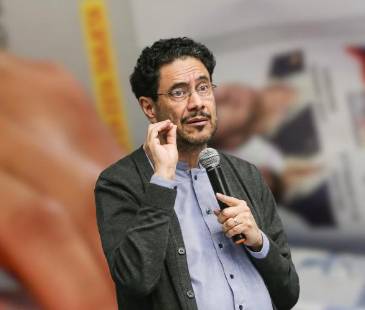Iván Cepeda, excandidato presidencial y senador de la República. FOTO: MANUEL SALDARRIAGA Y COLPRENSA